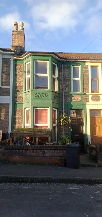 Fernleigh Homestay Bristol Exterior foto